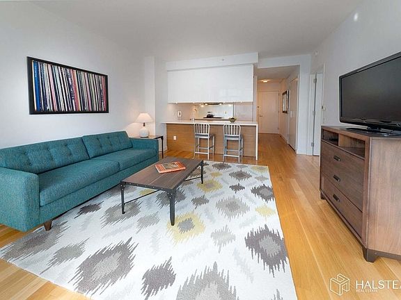 4th image of 555 W 59th St APT 20D