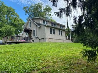 151 Mountain Ave, Summit, NJ 07901