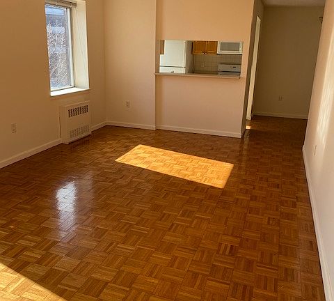 2nd image of 50 Battery Pl APT 5L