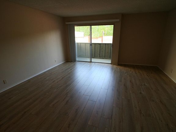 3rd image of 11607 Acama St APT 7