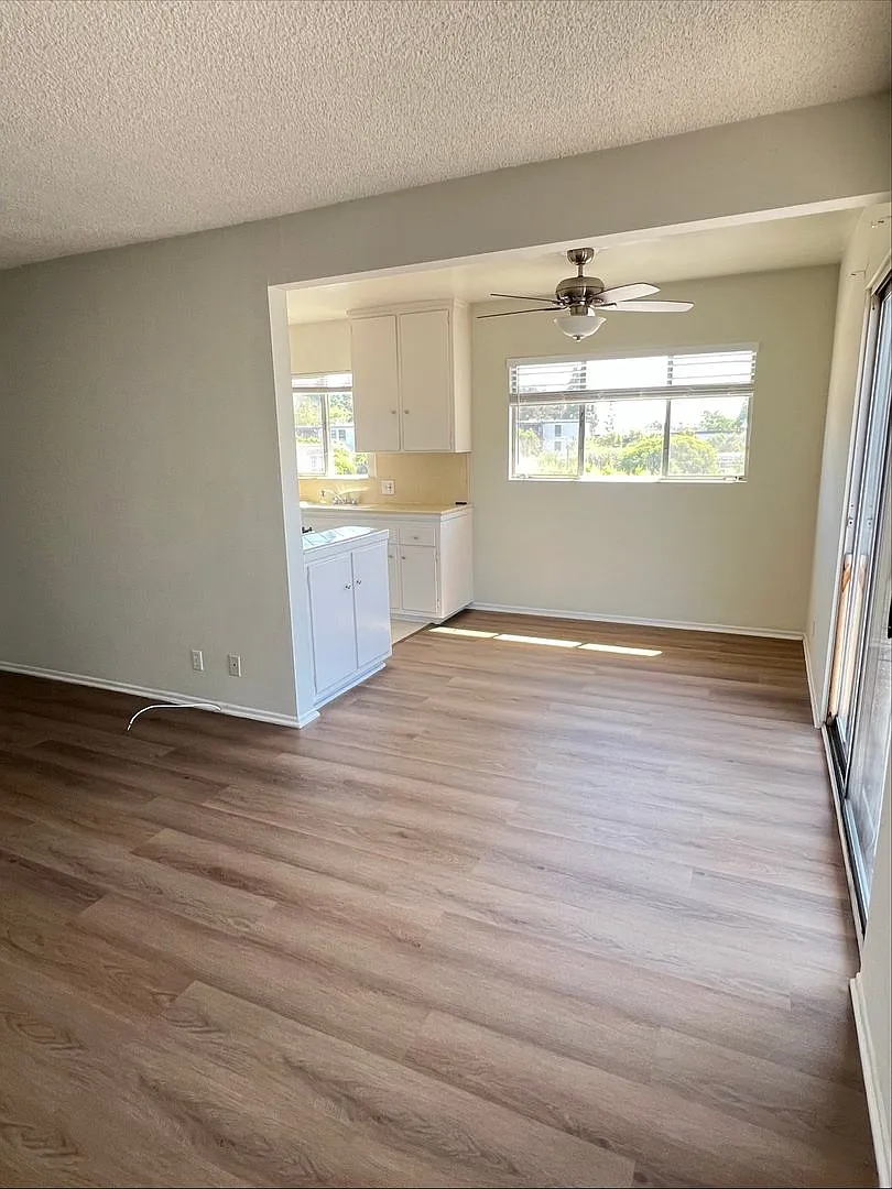 7832 W Manchester Ave — Photo 2