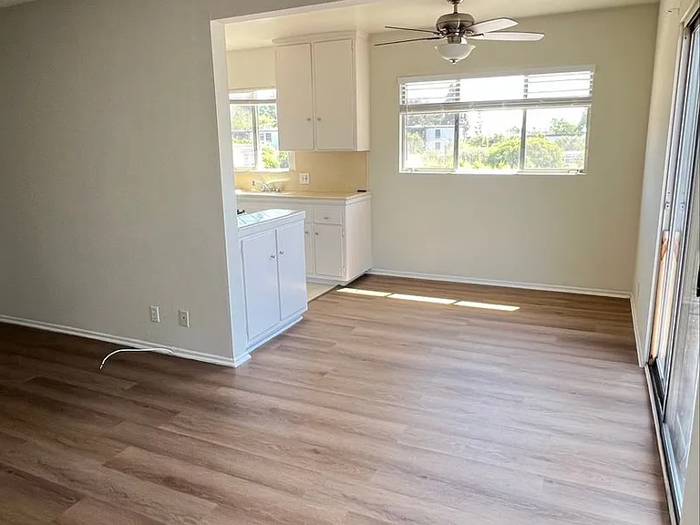 7832 W Manchester Ave — Photo 2