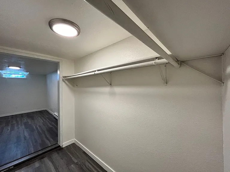 Sunset Blvd 7 Unit — Photo 11