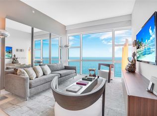 6801 Collins Ave #PENTHOUSE 04, Miami Beach, FL 33141