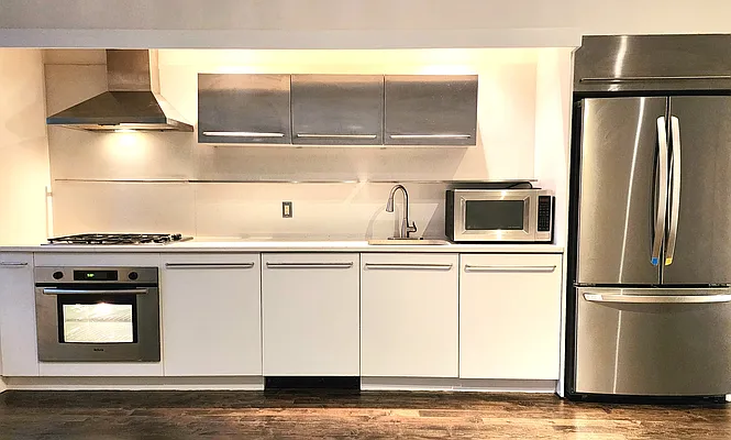 Rented by BARNES New York | media 30