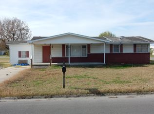 121 Broadway Ave, Sikeston, MO 63801