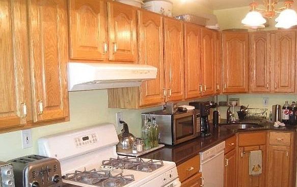 2nd image of 9424 121st St