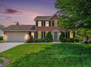 2205 Wynnwood Ct, Enola, PA 17025
