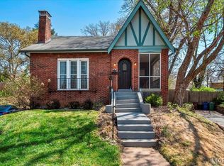 806 Webster Ct, Saint Louis, MO 63119