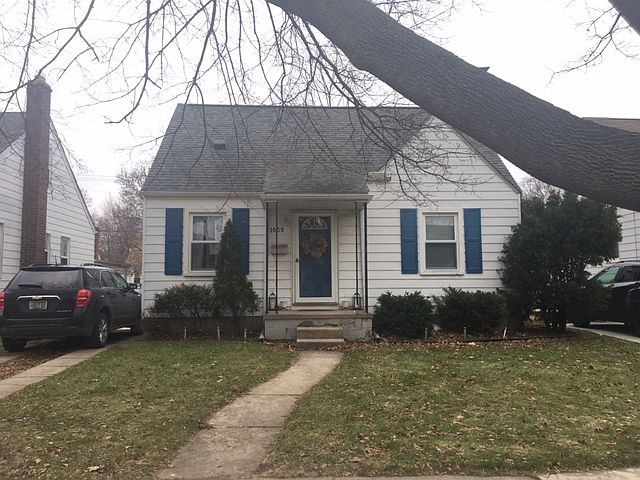1st image of 1039 N Wilson Ave