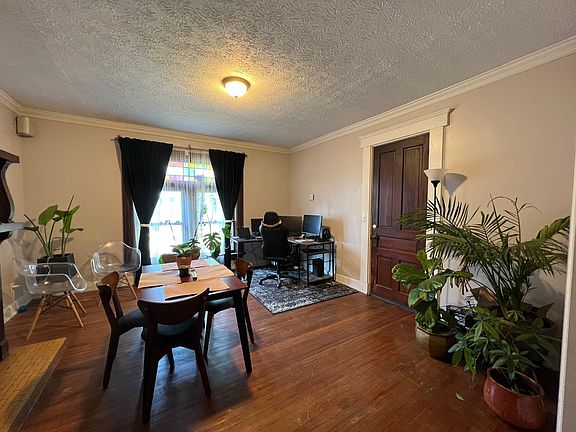 2nd image of 228 Green St APT 1L