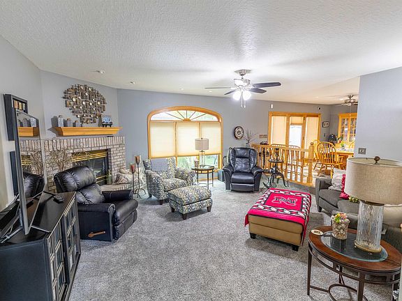 5th image of 3819 Crescent Ln