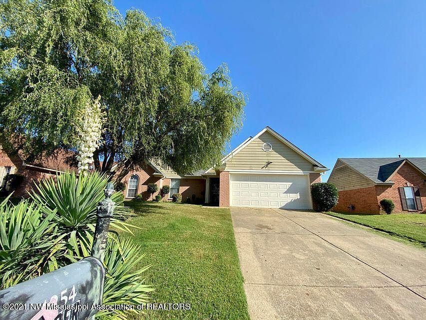 1st image of 4524 Rosebury Ln