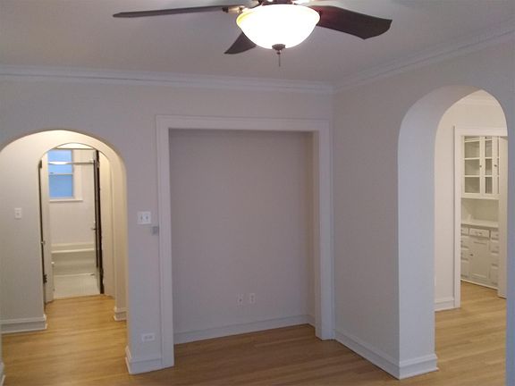 4th image of 4520 N Wolcott Ave APT 1B