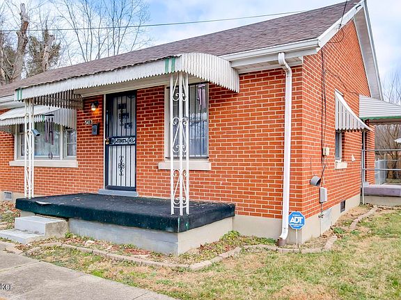 3rd image of 5413 Bungalow Dr
