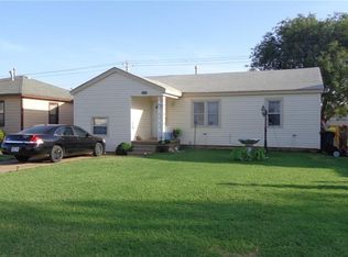 1017 NE Sycamore Ave, Altus, OK 73521