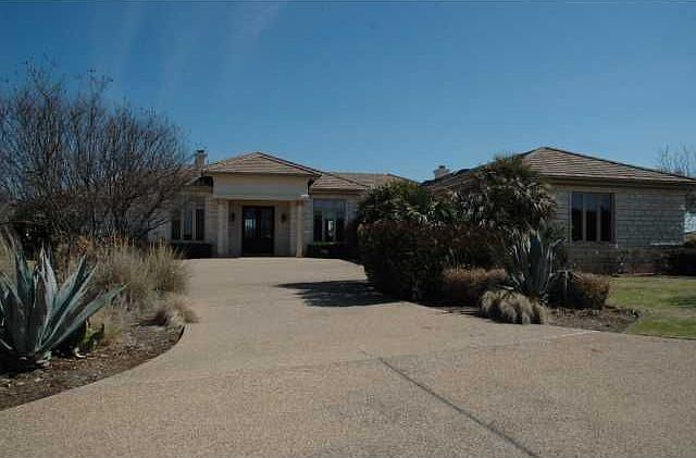 1st image of 2207 Lauren Dr