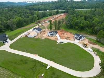 126 Sanctuary Dr, Fraziers Bottom, WV, 25082