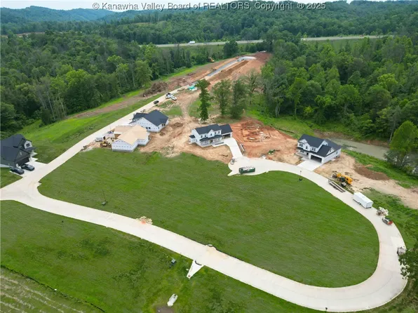 169 Sanctuary Dr, Fraziers Bottom, WV 25082