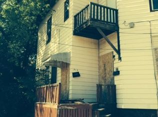 5702 W 8th St, Duluth, MN 55807