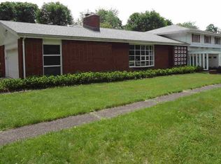 14 Lookout Rd, Fishkill, NY 12524