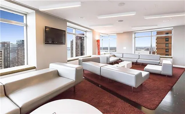 Rented by Mazzeo Real Estate | media 18