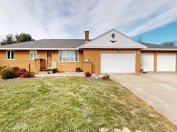 2nd image of 370 Home Rd S