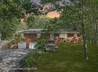 13 Francis Mills Rd, Freehold, NJ 07728