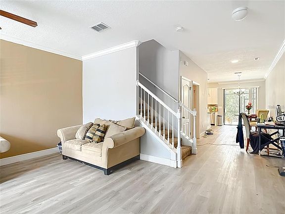 4th image of 4442 FENNWOOD COURT