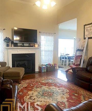 4th image of 88 Glen Arbor Ln