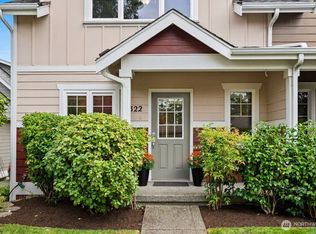 1322 Pollys Ln, Bainbridge Island, WA 98110