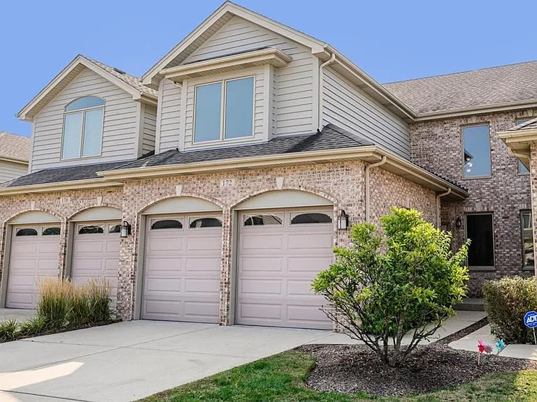 172 Mayo Ct — Photo 18