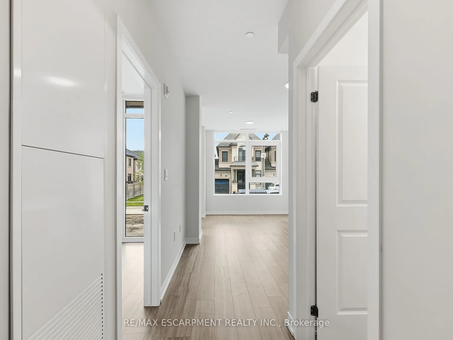 1 bed, $1,900 — Photo 4