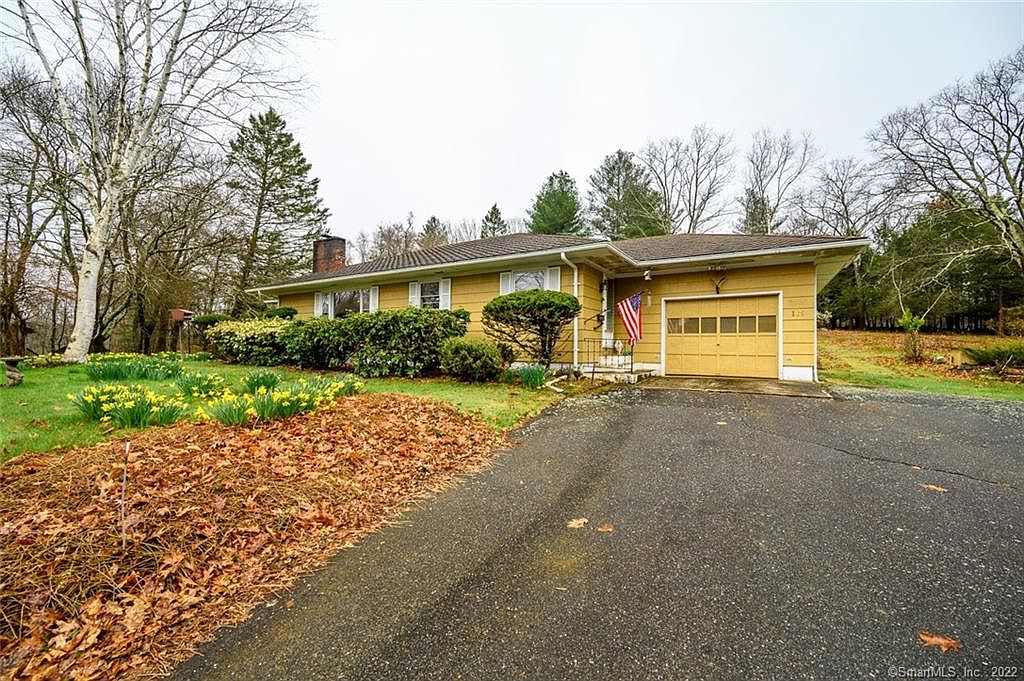 169 Moosup Pond Rd, Moosup, CT 06354 Zillow