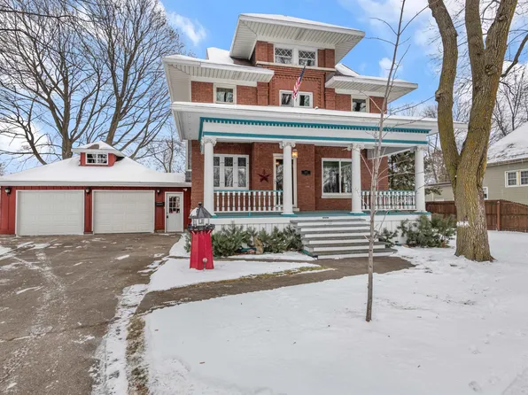 140 E Front St, Peshtigo, WI 54157