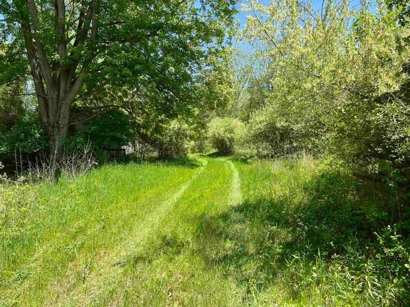 7176 N Stark Rd, Hope, MI 48628