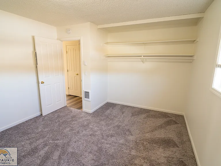 4545 SE Ina Ave #16 — Photo 3