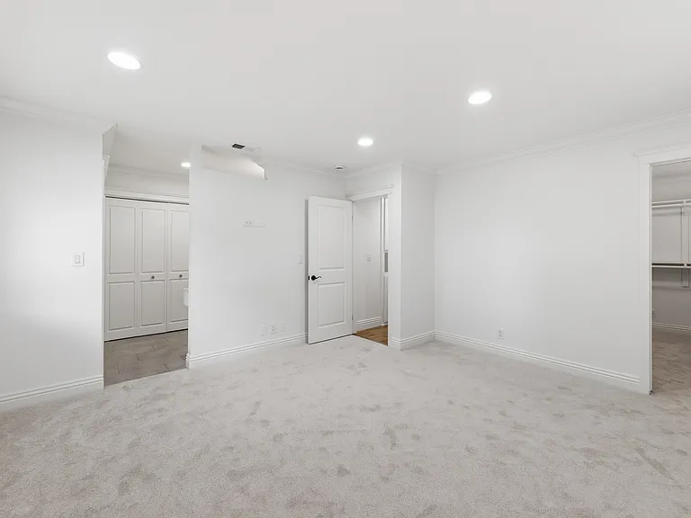 1970 Pelican Pl — Photo 6