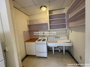 55 Phillips St APT 4, Boston, MA 02114