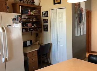 19080 Emerald Dr, Brookfield, WI 53045