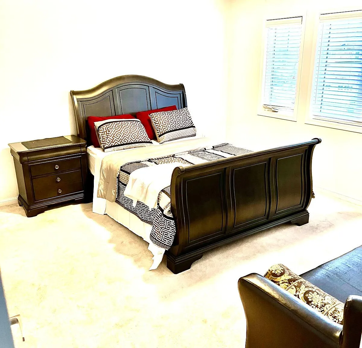 4 bed, $3,299 — Photo 3