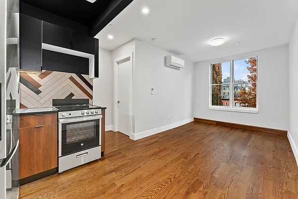 Rented by Freestone Property Group | media 5