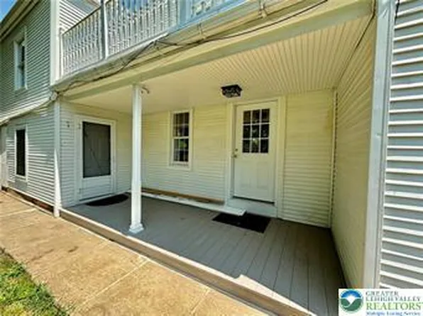 6024 Front St, Easton, PA 18040