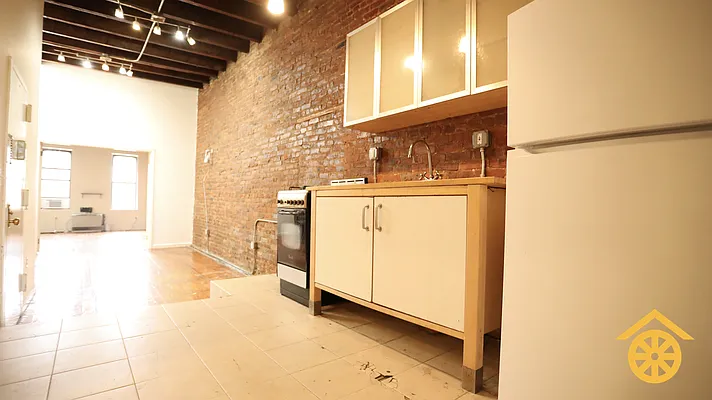 Rented by Gypsy Housing LLC | media 19