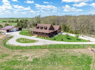 9920 E Vemers Ford Rd, Columbia, MO 65201