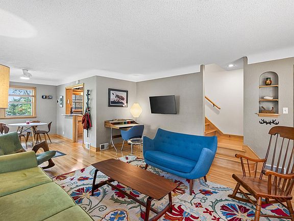 3rd image of 444 Lexington Pkwy S #2