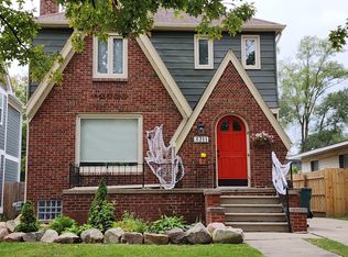 3211 Prairie Ave, Royal Oak, MI 48073