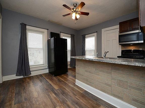 2nd image of 1029 4th Ave APT 3