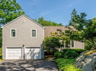 111 Evandale Rd, Scarsdale, NY 10583