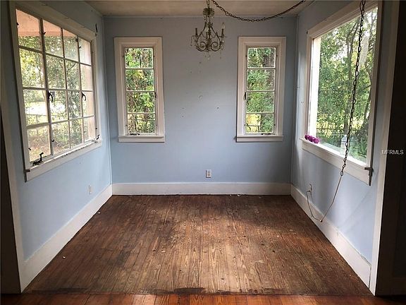 5th image of 311 Concord Dr